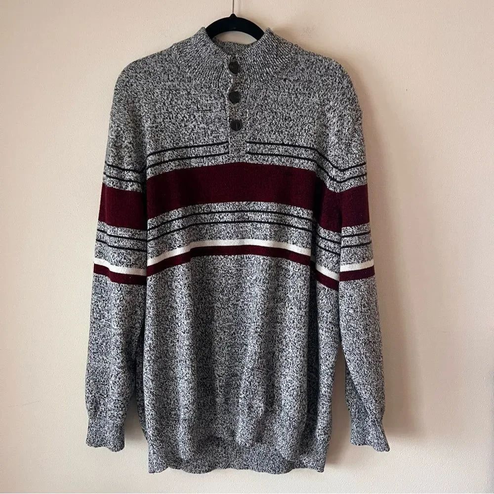 Croft & Barrow Mens Grey & Burgundy Button Mock Neck Sweater